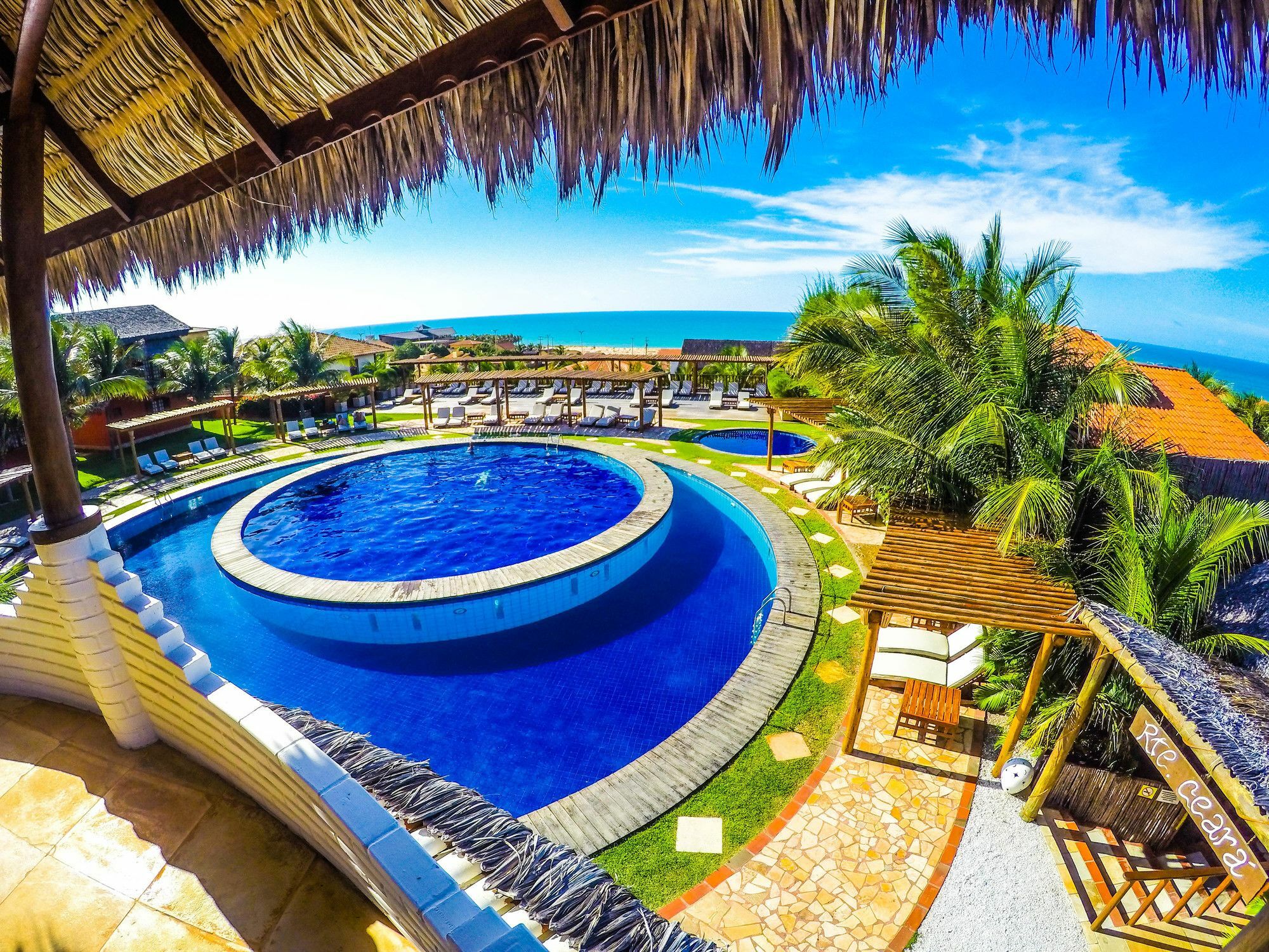 Long 4* Canoa Quebrada